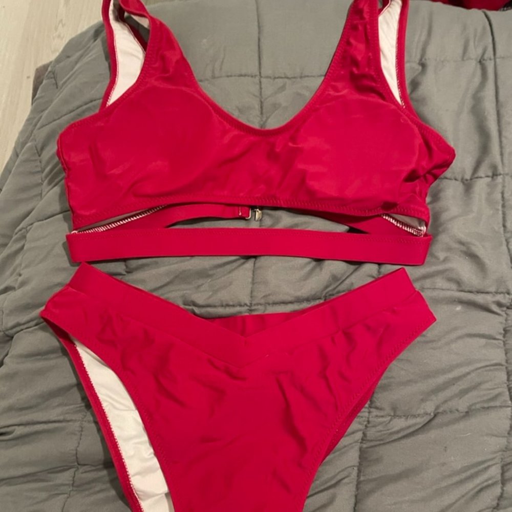 Maroon Bikini Blooming Jelly